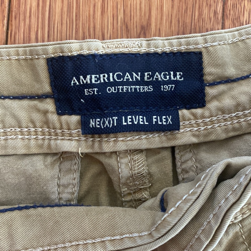 29 waist American Eagle khaki shorts - Picture 3 of 5
